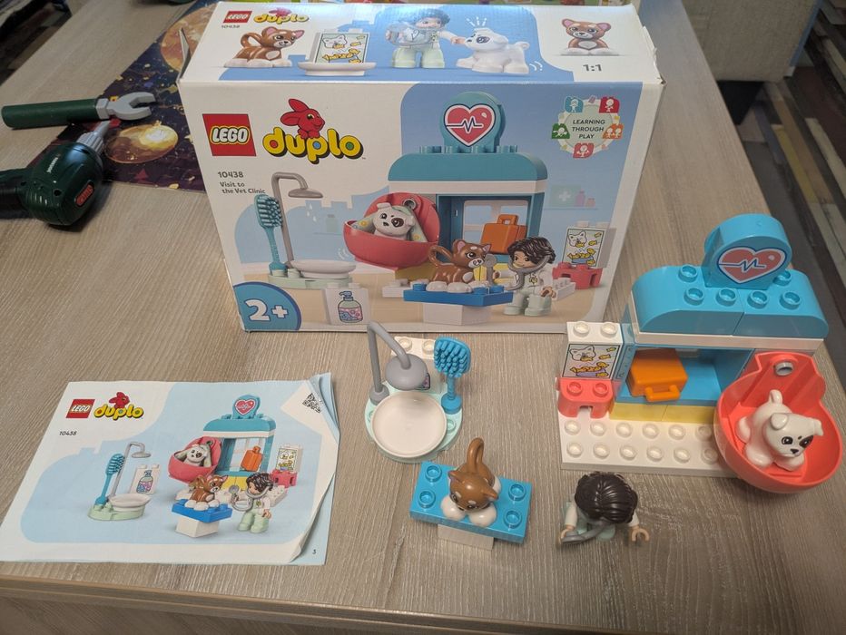 Lego 10438 - Visit to the vet clinic ( 28piese)