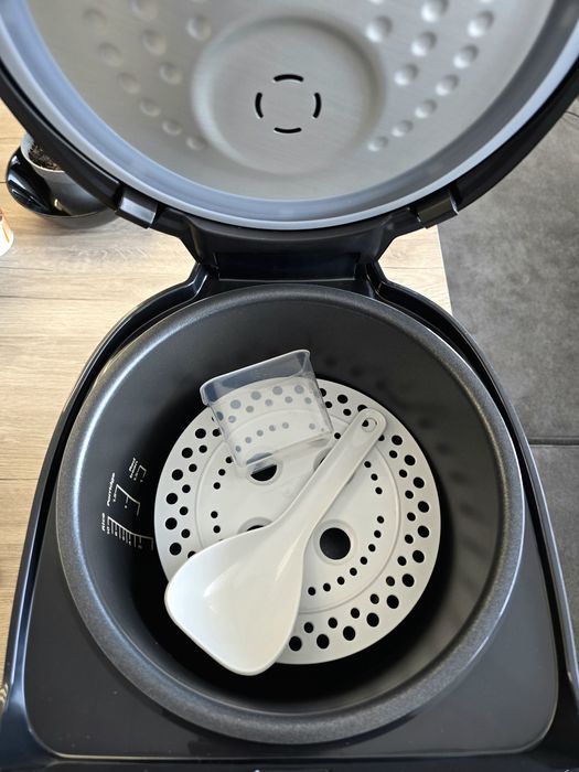 Чисто нов мултикукър Philips