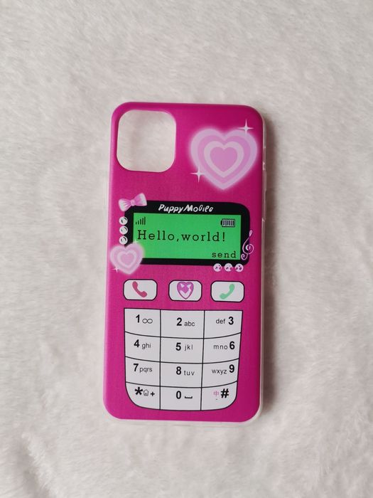 Vând diverse huse și folii