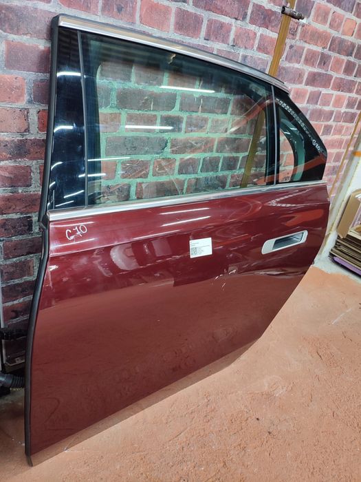 Usa stanga Bmw Seria 7 G70 fata spate