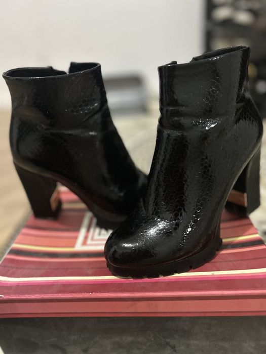 Осенний сапоги женские