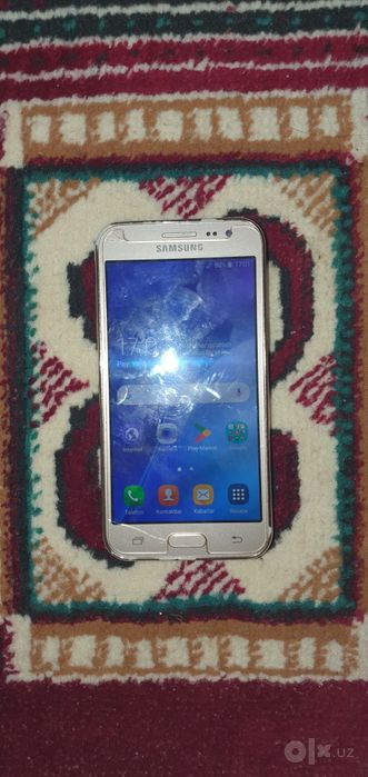 Samsung J2 sotiladi. Holati yaxshi kamchiligi rasimda kòrsatilgan.