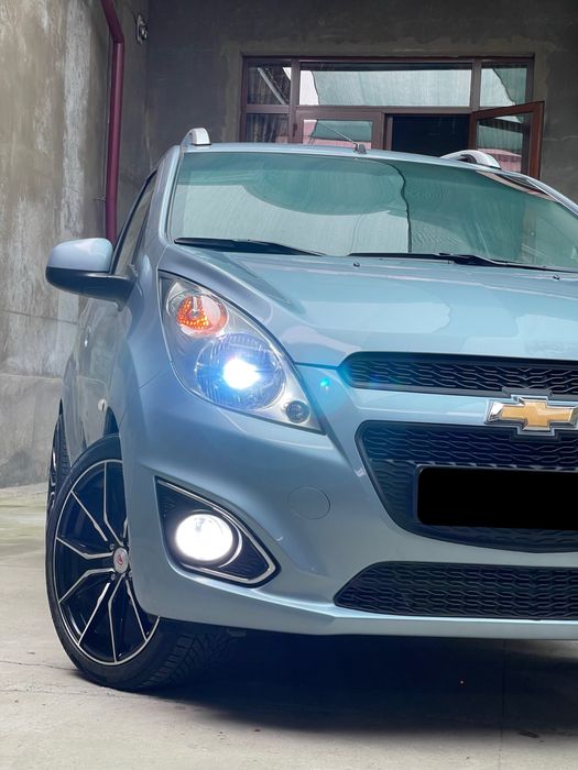 Spark 2015yil 3 pozitsa 1,25 full toza 121000 km halol