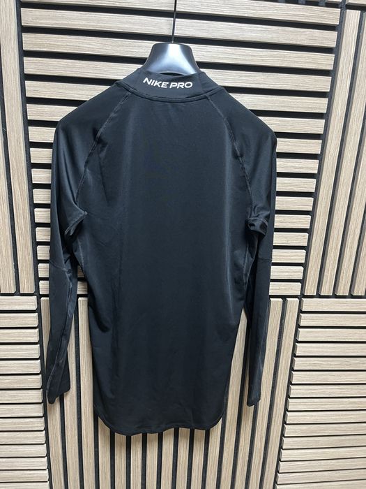 NIKE PRO Compression : Компресираща блуза размер М / Оригинал