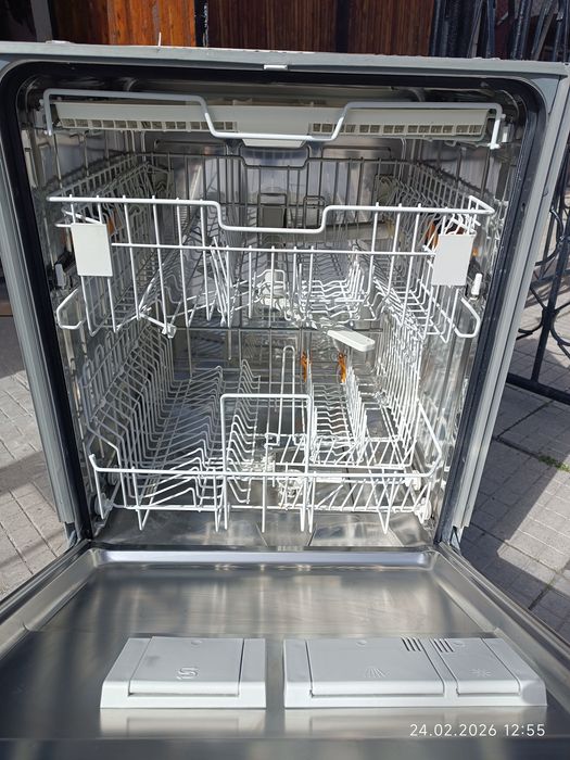 Съдомиялна за вграждане miele