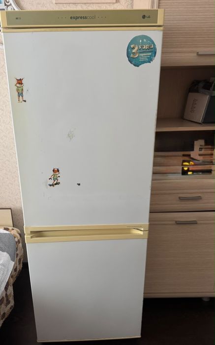 Продам холодильник б/у
