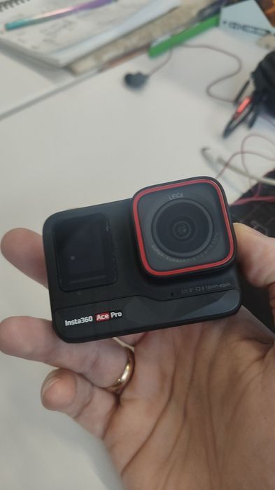 Продам Insta360 ace pro или поменяю на ace pro 2 с моей доплатой