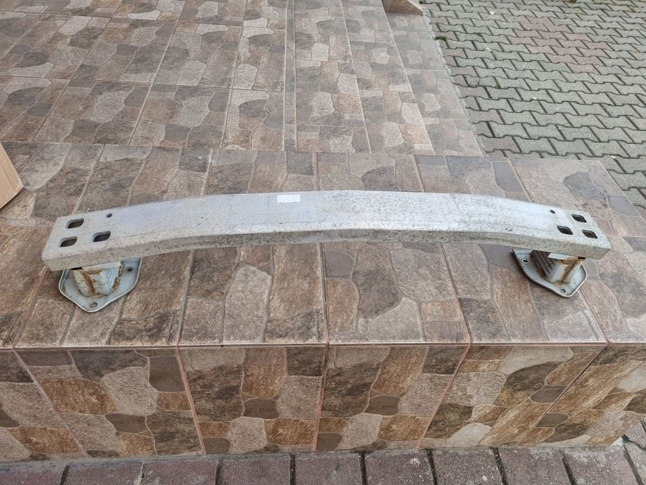 Armatura bara spate Outlander 3