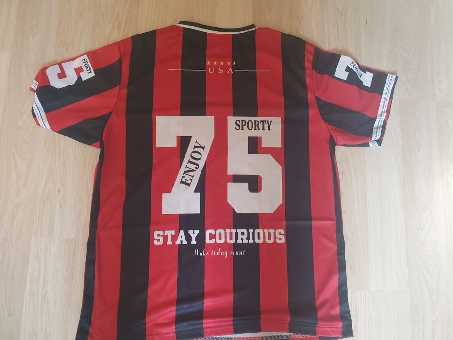 Vand tricou nou xxl