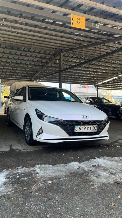 Большой автопарк под Яндекс такси