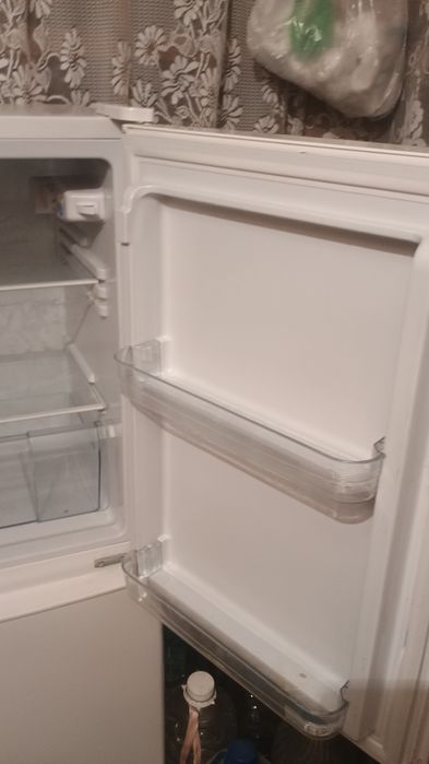 Холодильник в хорошем состоянии