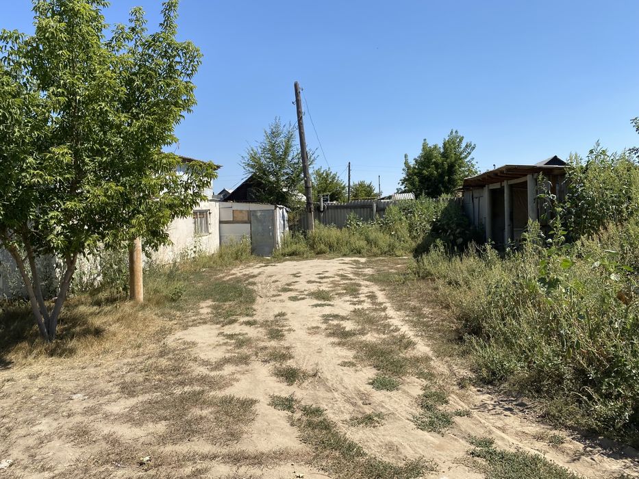 Продам участок имеется все коммуникации