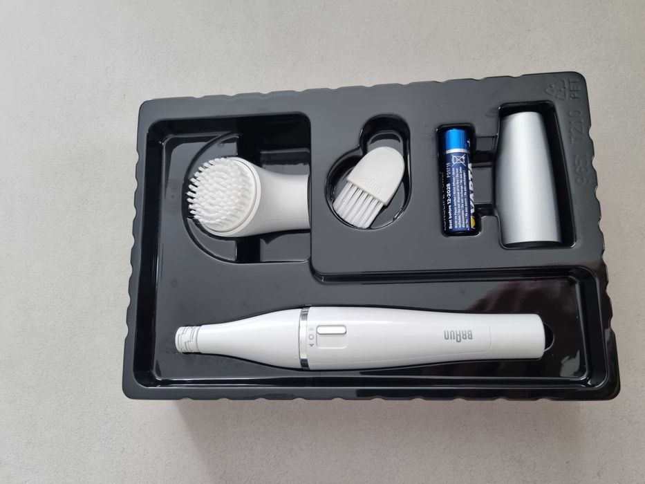 VÂND BRAUN FACE – Epilator facial + perie curatare faciala