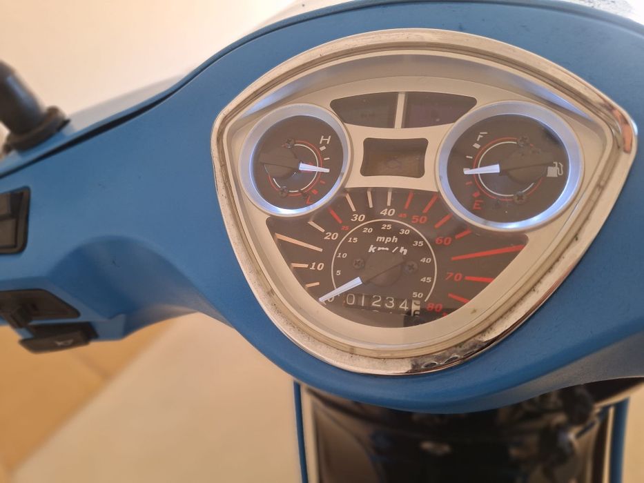 Scuter 2020 / 49 cc benzină / Nu Necesita Permis