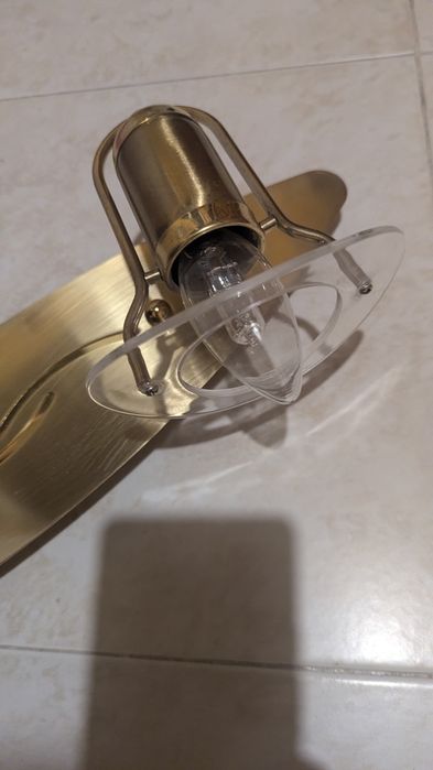 Осветително тяло  аплик