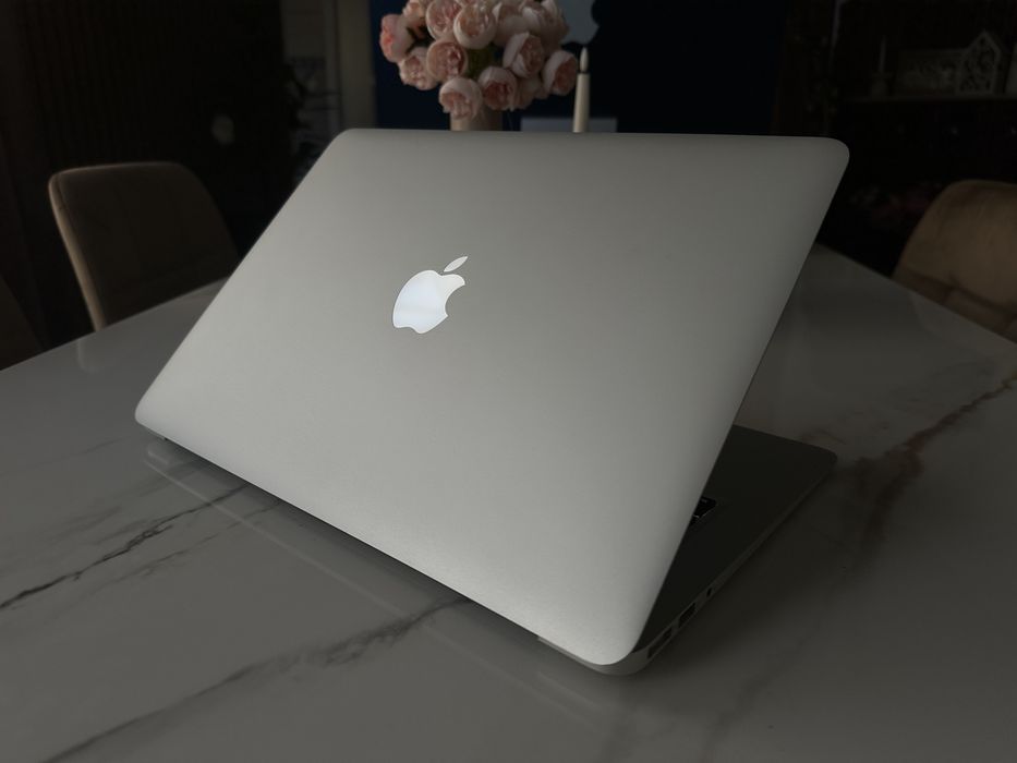 Apple MacBook Air 13 inch, stare perfecta!