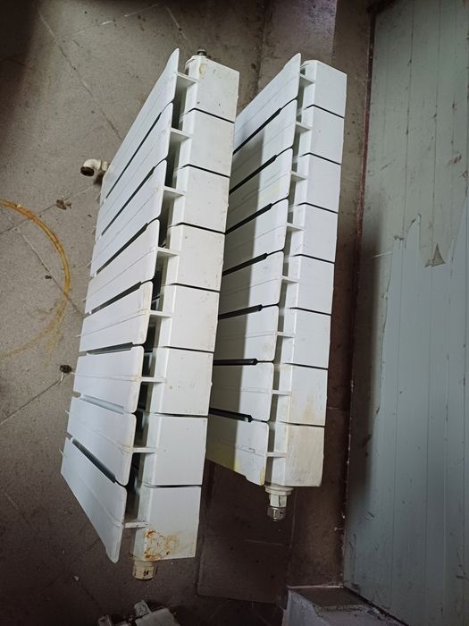 Vand element aluminiu 20 lei .