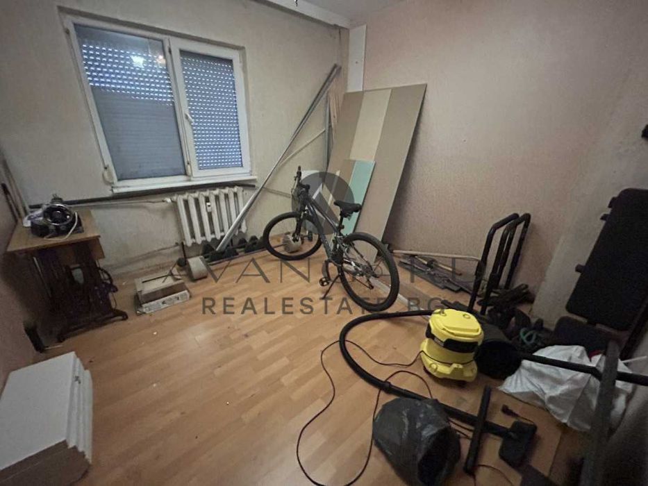 Продава се Тристаен апартамент в Пловдив, Тракия - 92 кв.м за 1196 €/кв.м - Снимка #5