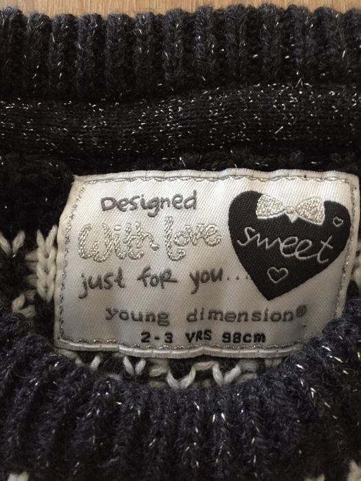 Дебела жилетка, рокля, дънки