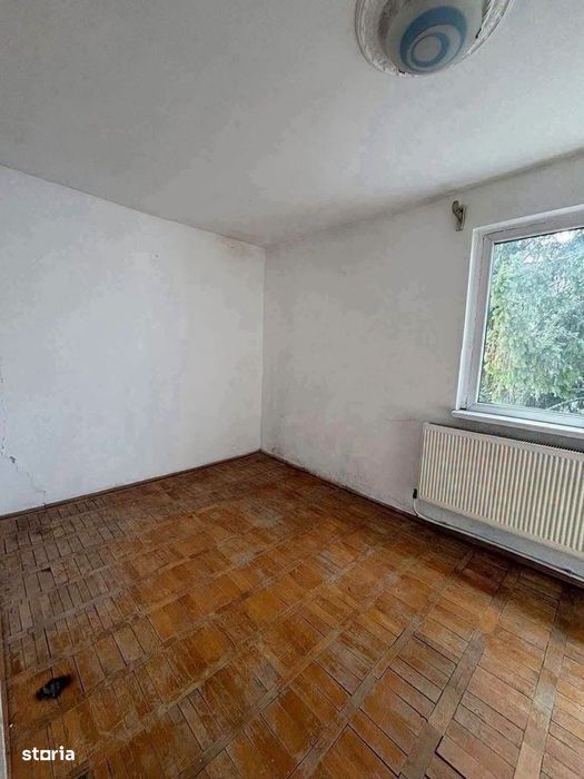 De vanzare apartament cu 2 camere si balcon, Pret 31000euro