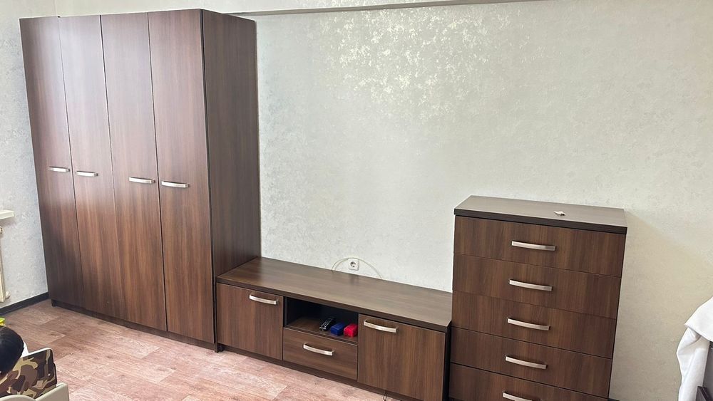 Шифоньер шкаф комод тумба