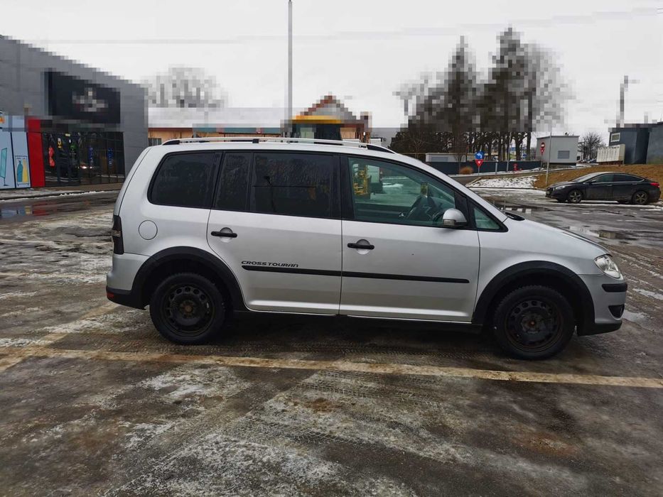 Volkswagen Touran Cross 2.0 TDI DPF 170 CP