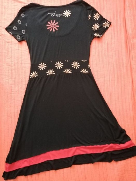 Rochie Desigual.