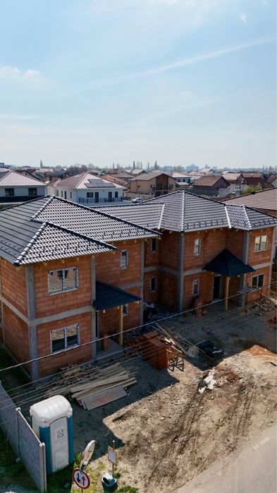 Propietar vand duplex