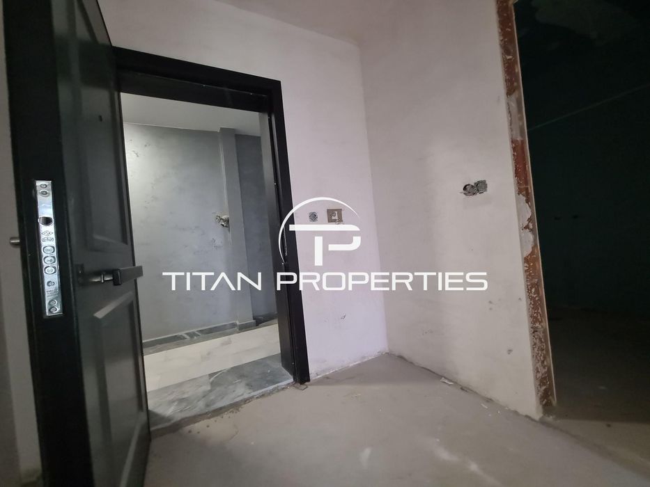 Продава се Тристаен апартамент в Пловдив, Христо Смирненски - 94 кв.м за 1554 €/кв.м - Снимка #5