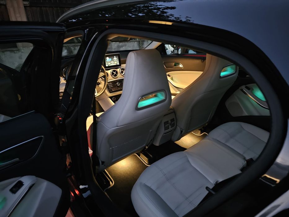 Mercedes-Benz GLA 200