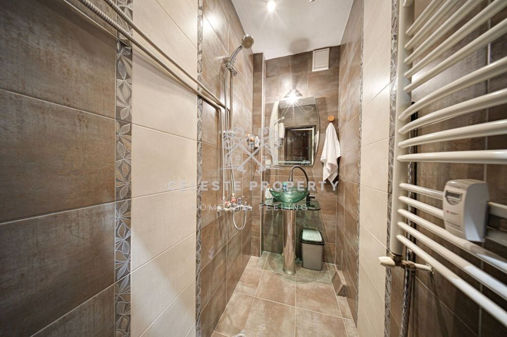 Дава се под наем Тристаен апартамент в София, Център - 60 кв.м за 700 € - Снимка #7