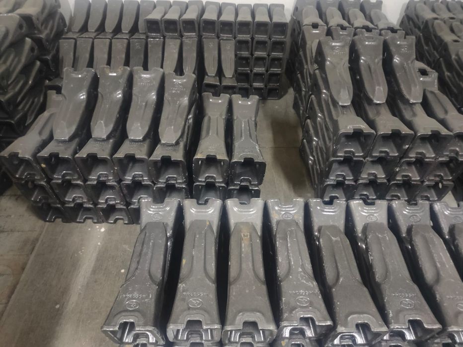 Запчасти на экскаватор