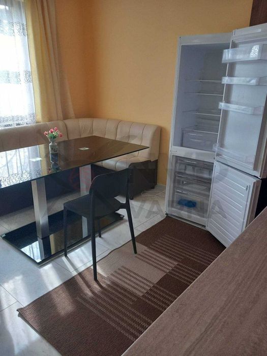 Дава се под наем Двустаен апартамент в Варна, Базар Левски - 50 кв.м за 498.27 € - Снимка #1