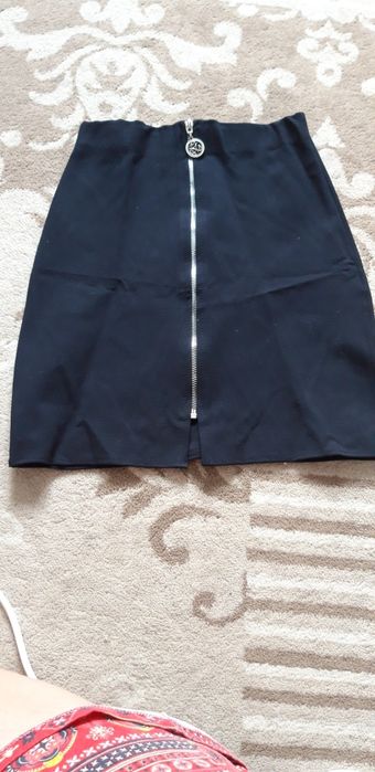 продам блузку новую и юбку