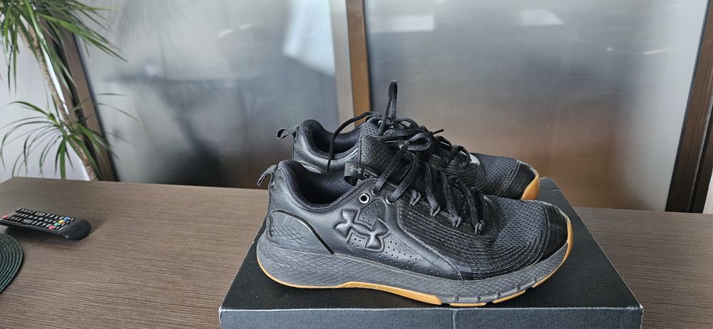 Încălțăminte Under Armour