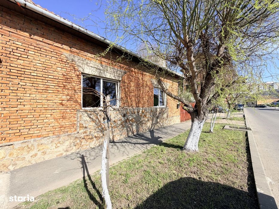 Casă Românească 3 camere Teren 252mp zona Vlaicu/Dinamo 4U Now