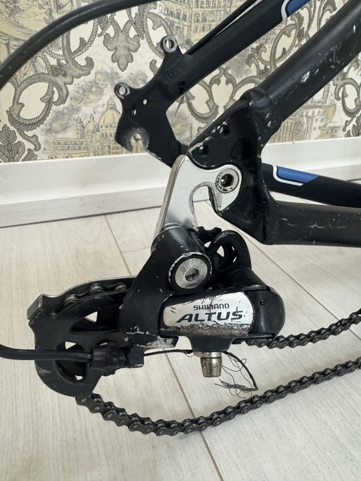 Продам раму 19 Forward