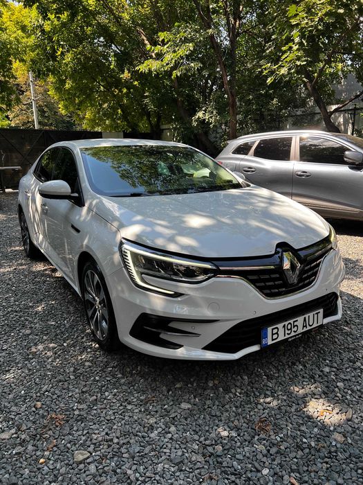 RENAULT Megane 2022 — imagine 2