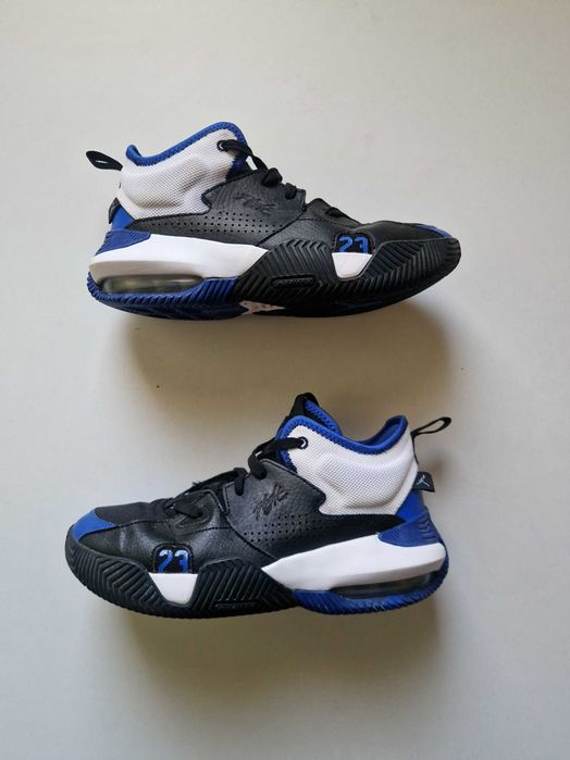 Jordan Stay Loyal 2 оригинални маратонки