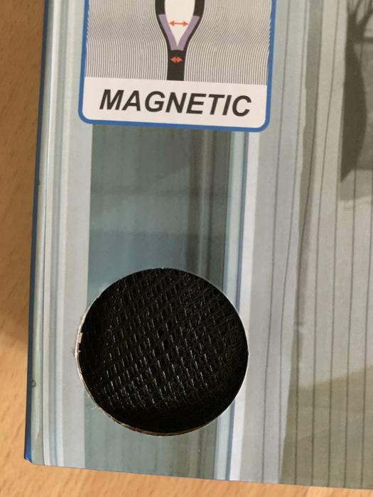 Perdea magnetica insecte