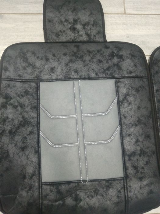 Продам универсальные чехлы на машину