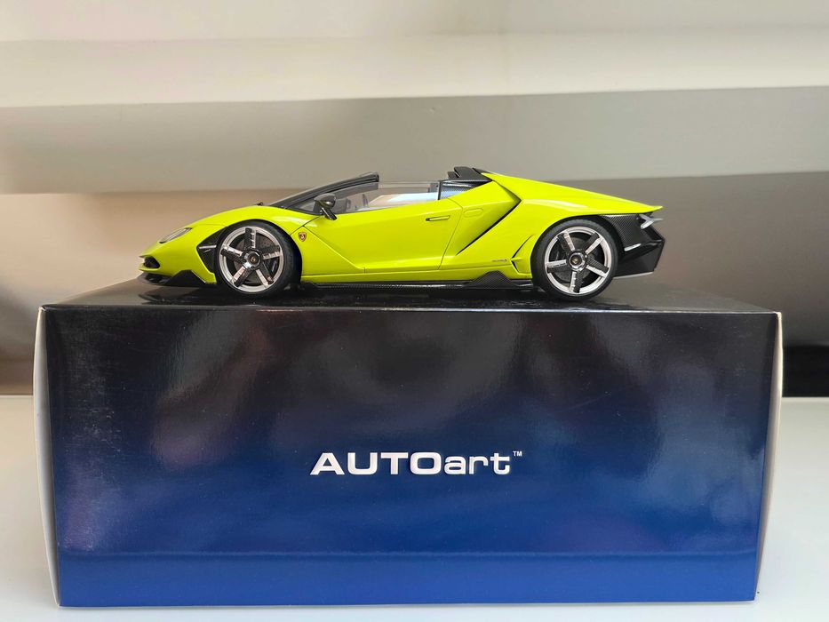 Macheta Auto Colectie 1/18 AUTOart Lamborhini Centenario Roadster