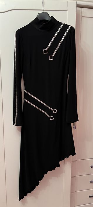 Вечерна дамска рокля