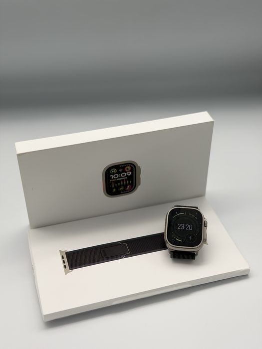 Apple Watch Ultra 2 / PhoneLab