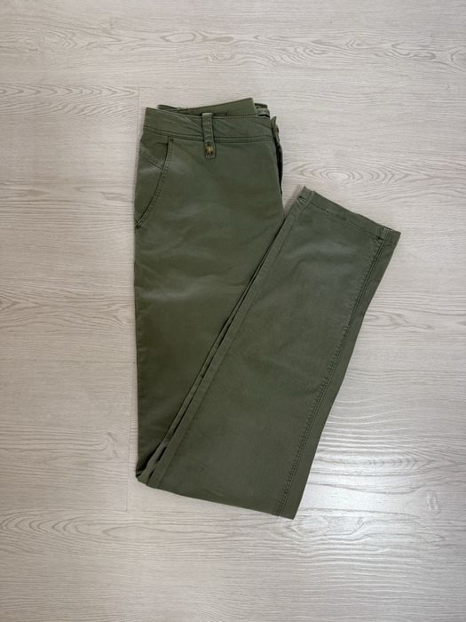 Брюки женские от бренда Promod, цвет хаки, прямой крой средняя посадка