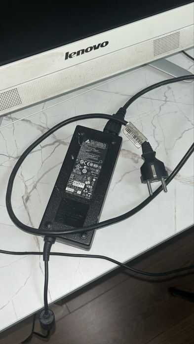 Продам моноблок Lenovo C360