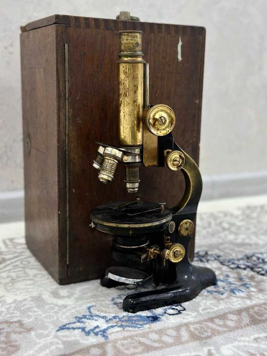 Микроскоп немецкий