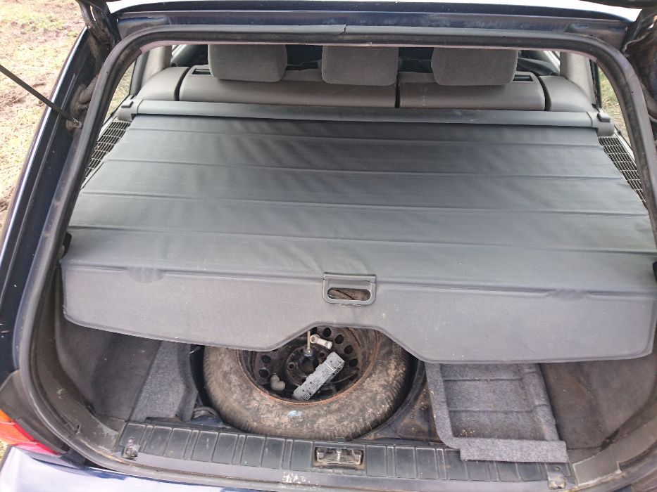 Щора за багажник бмв bmw ф31 ф25 ф20 ф21 е87 х1 х3 х5 х6 **