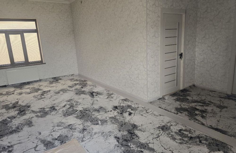 ПАРВОЗ 3,3 соток 4 комнат и кухня  новый дом