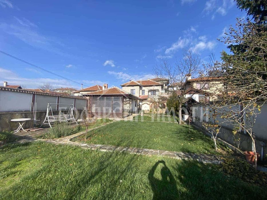 Продава се Къща в Дебелец - 202 кв.м за 477 €/кв.м - Снимка #3